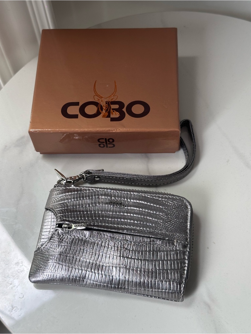 COBO Leather Metallic Silver Croc-Embossed Wristlet Compact Wallet Key Holder